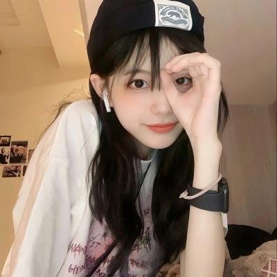 君是慕容卿似花